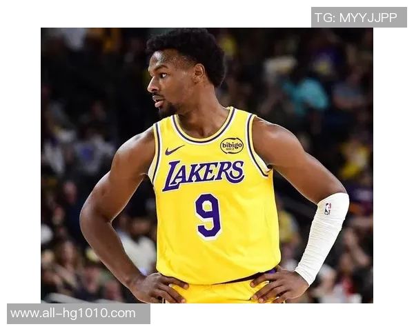 南湾湖人惜败撕裂之城混音布朗尼表现平平贡献11分6助攻