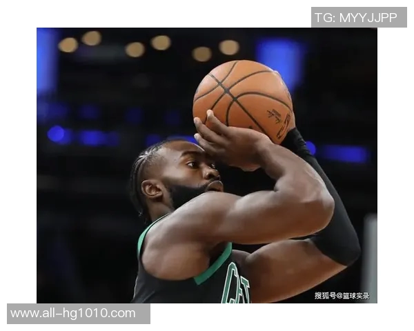 杰伦布朗中距离投篮表现惊艳全联盟命中率高达532引发热议